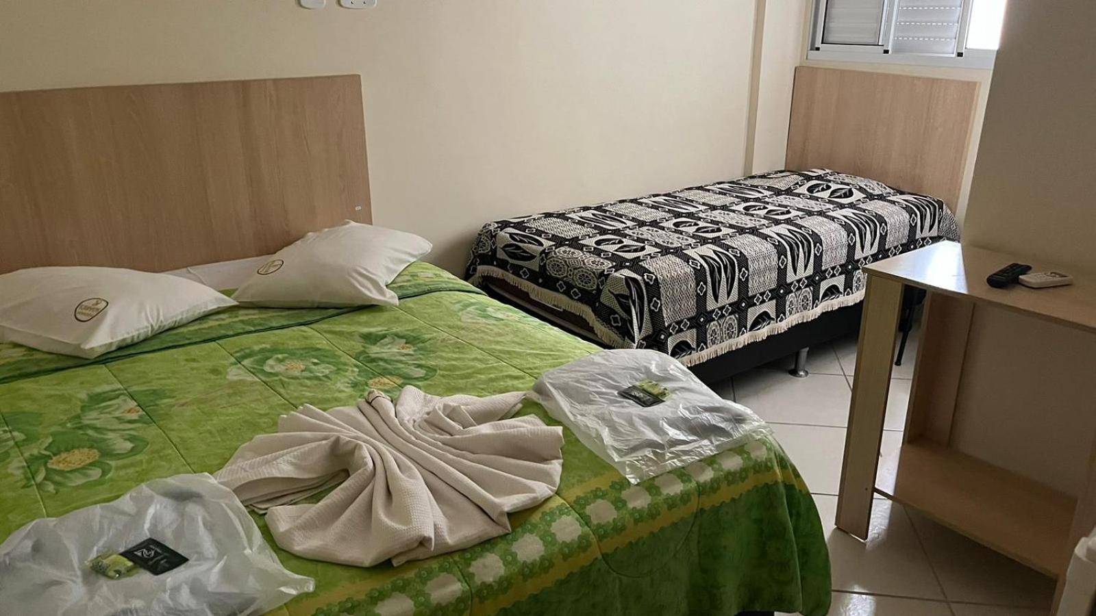 Pousada Soares Aparecida  Kültér fotó
